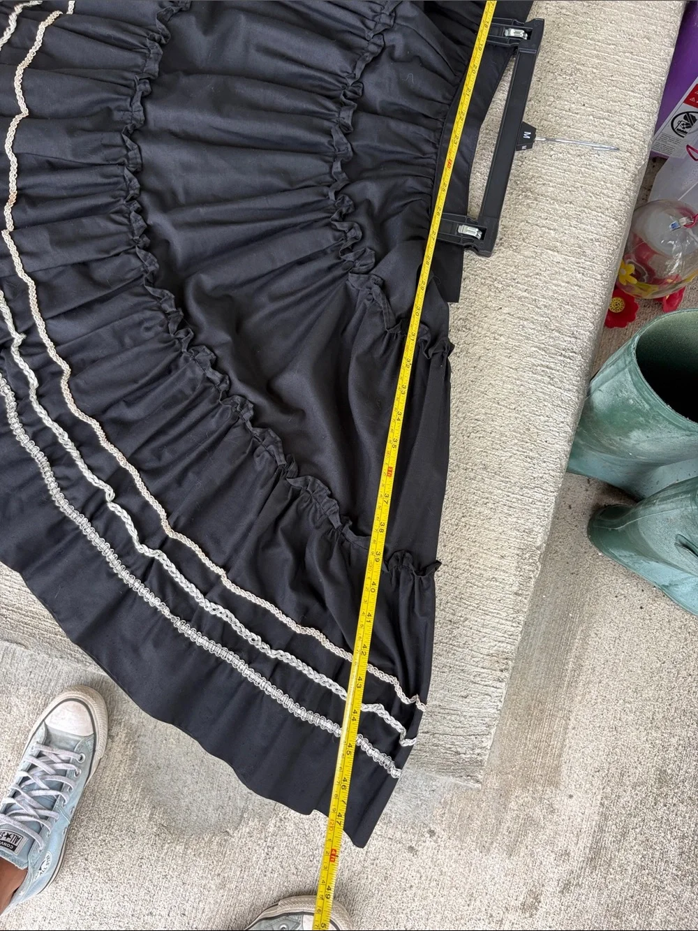 Source Unknown Black Tiered A-Line Skirt with Cream Trim